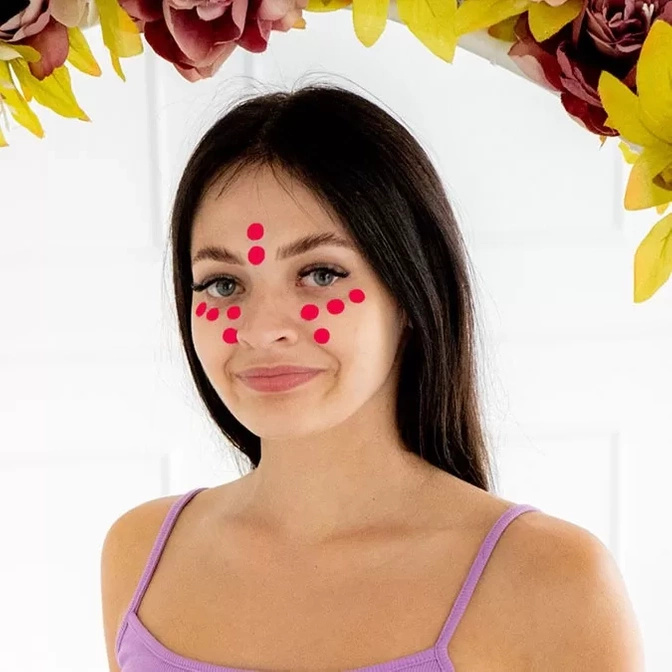 Rea Tape Face - bandă kinesiologica pentru aplicare faciala (1cm x 5m)